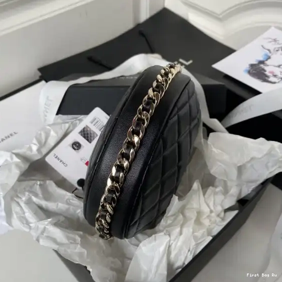 First Bag Ru CHANEL POUCH 0630
